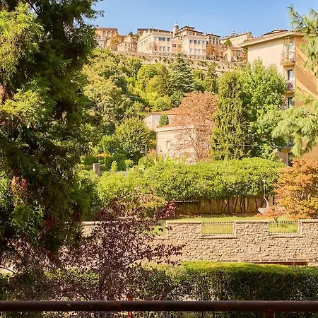 100m Dalla Funicolare Di Citta Alta- 10 Ospiti Lägenhet Bergamo